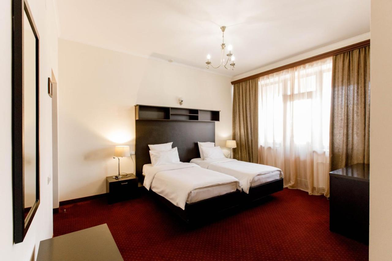 Отель 14th Floor Ереван Экстерьер фото